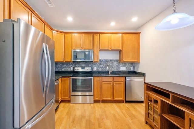 426 John Mahar Hwy 311, Braintree, MA 02184