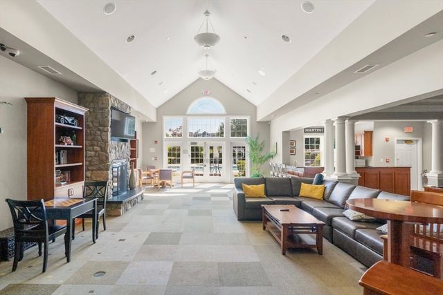 426 John Mahar Hwy 311, Braintree, MA 02184