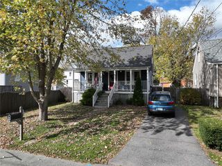 83 Symonds Avenue, Warwick, RI 02889