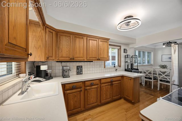 28606 Rockwood Street, St. Clair Shores, MI 48081