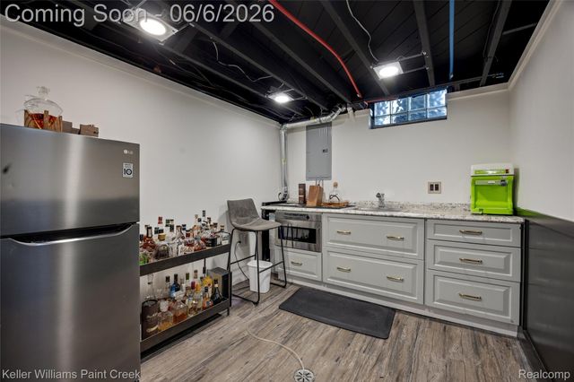 28606 Rockwood Street, St. Clair Shores, MI 48081