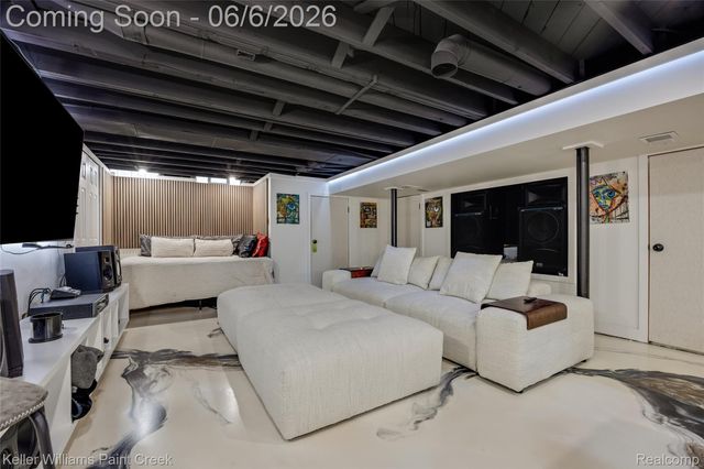 28606 Rockwood Street, St. Clair Shores, MI 48081
