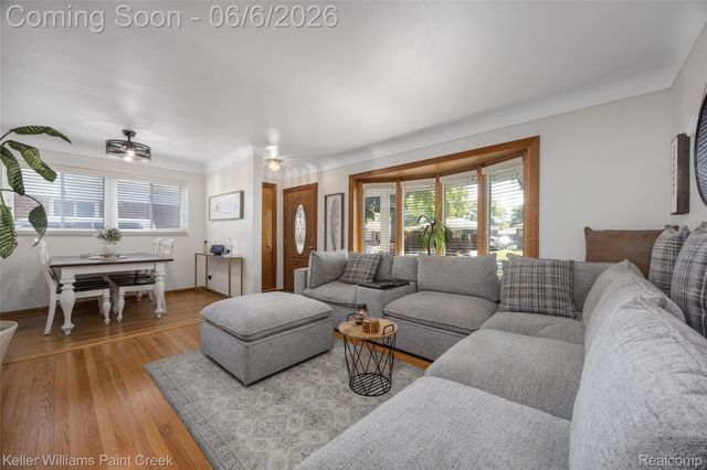 28606 Rockwood Street, St. Clair Shores, MI 48081