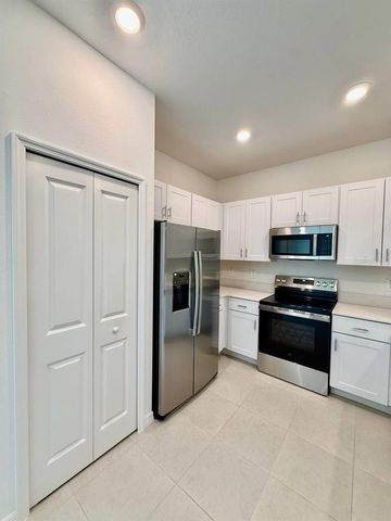 10409 GOLDEN SANDS AVENUE, Riverview, FL 33578