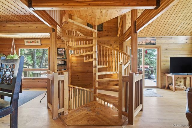 1884 Saddle Notch Road, Loveland, CO 80537