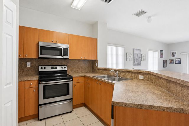 1702 SW 81ST Terrace, North Lauderdale, FL 33068
