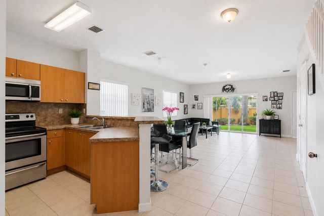 1702 SW 81ST Terrace, North Lauderdale, FL 33068