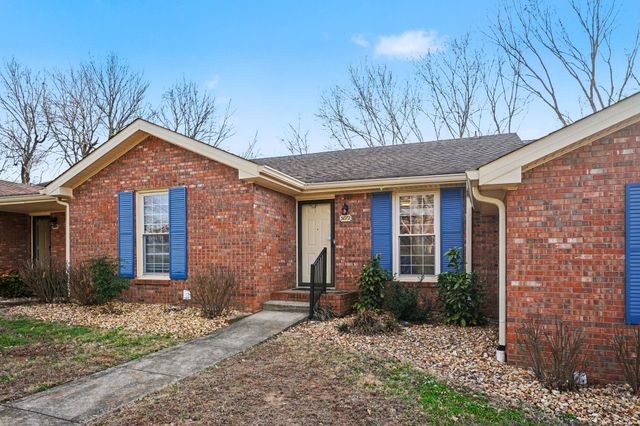 3072 Woody Ln, Clarksville, TN 37043