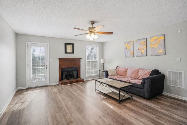 3072 Woody Ln, Clarksville, TN 37043