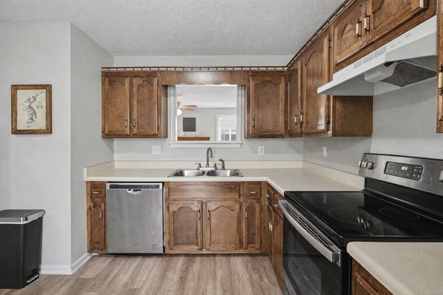 3072 Woody Ln, Clarksville, TN 37043