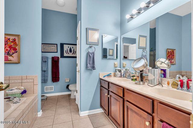 33 Pine Valley Road, Jackson, NJ 08527