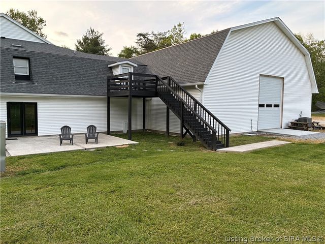 10609 Brownstown Road, Henryville, IN 47126