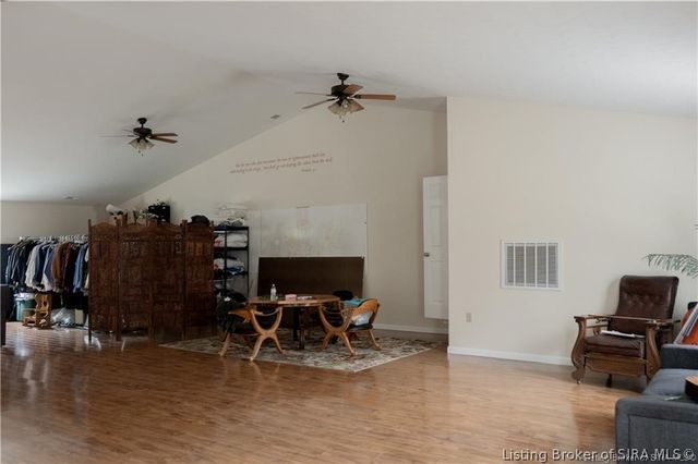 10609 Brownstown Road, Henryville, IN 47126