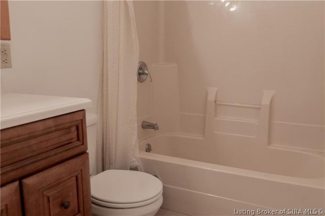 10609 Brownstown Road, Henryville, IN 47126