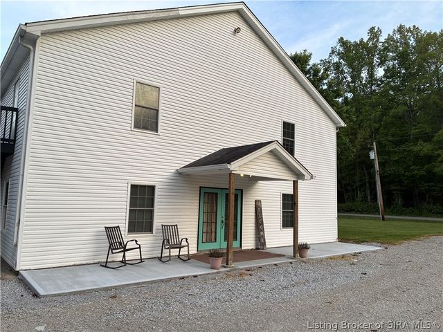 10609 Brownstown Road, Henryville, IN 47126