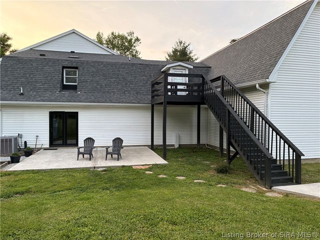 10609 Brownstown Road, Henryville, IN 47126