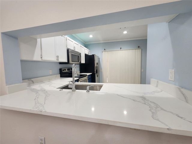 8637 HUNTERS KEY CIRCLE 8637, Tampa, FL 33647