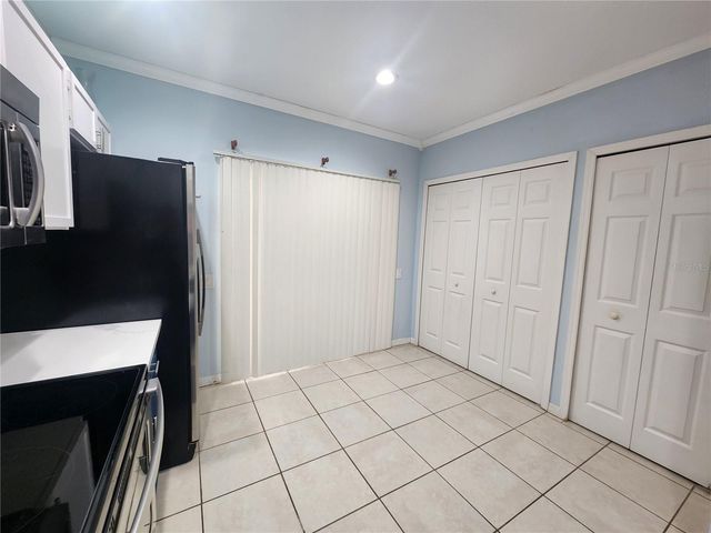 8637 HUNTERS KEY CIRCLE 8637, Tampa, FL 33647