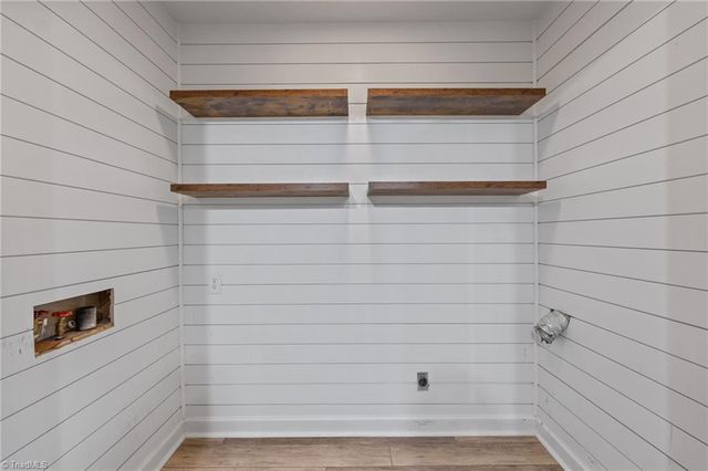 4902 Forest Oaks Drive, Greensboro, NC 27406