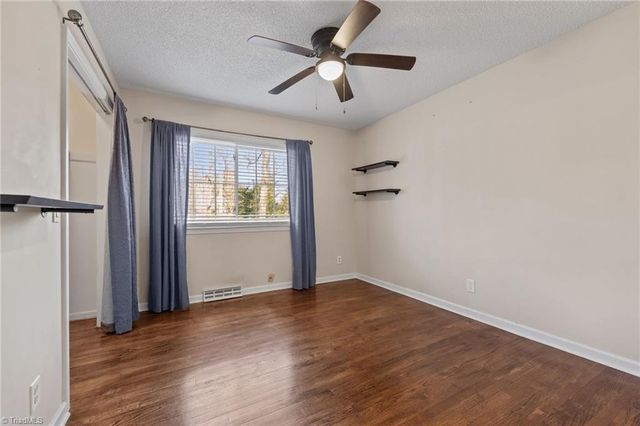 4902 Forest Oaks Drive, Greensboro, NC 27406