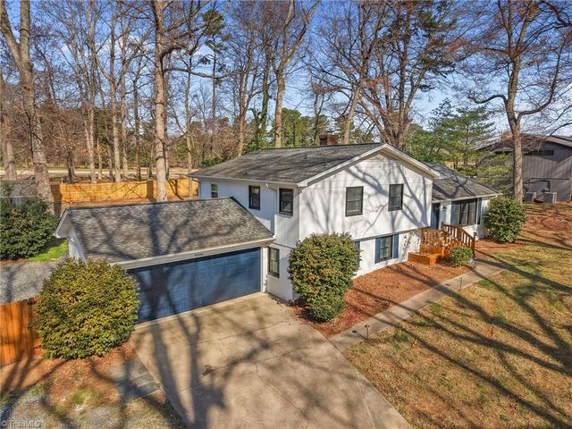 4902 Forest Oaks Drive, Greensboro, NC 27406