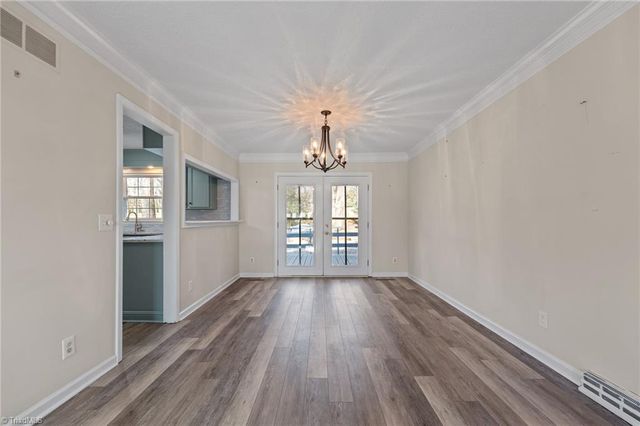 4902 Forest Oaks Drive, Greensboro, NC 27406