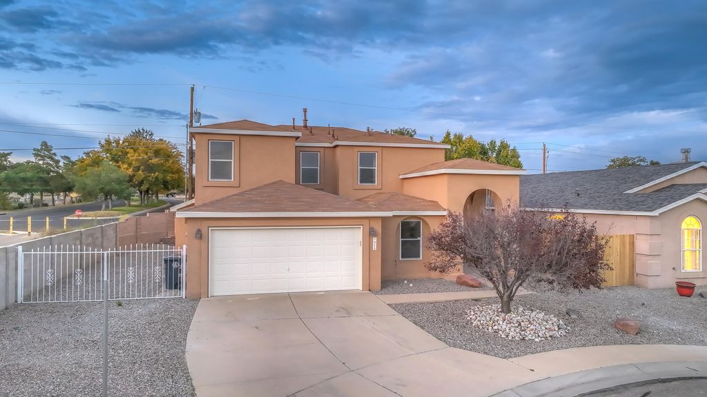 7415 Beaver Wood Court NW, Albuquerque, NM 87120