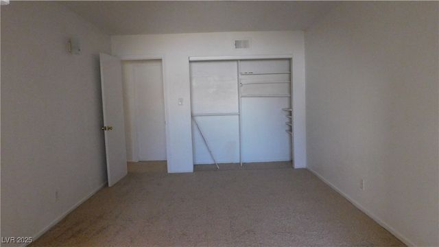 5300 Sugarfoot Avenue, Las Vegas, NV 89107