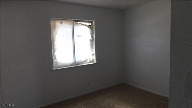 5300 Sugarfoot Avenue, Las Vegas, NV 89107