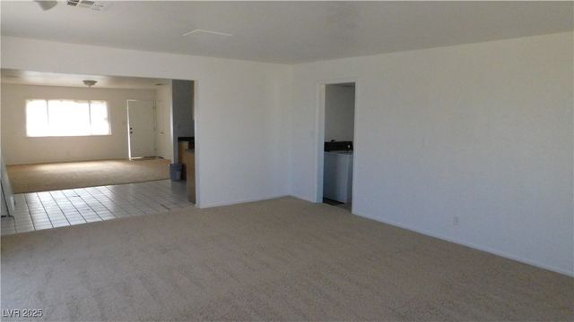 5300 Sugarfoot Avenue, Las Vegas, NV 89107