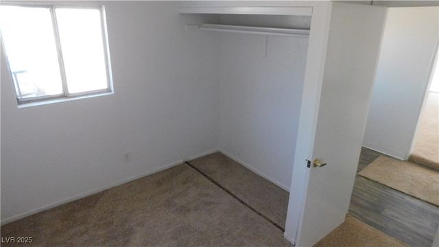 5300 Sugarfoot Avenue, Las Vegas, NV 89107