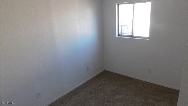 5300 Sugarfoot Avenue, Las Vegas, NV 89107