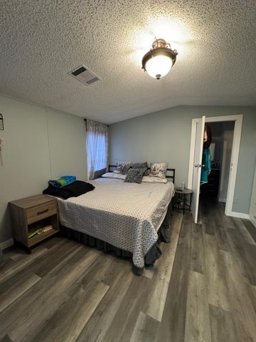 206 Plantation Blvd, Lake Worth, FL 33467