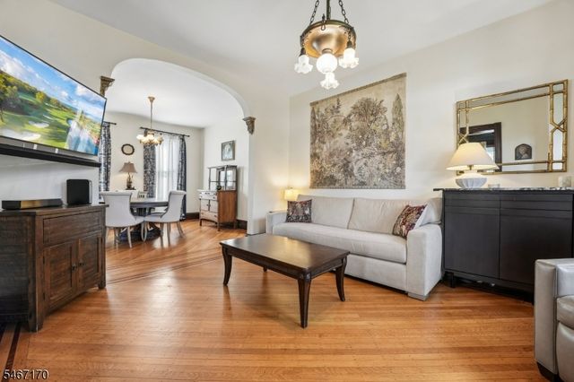 73 N Doughty Ave, Somerville Boro, NJ 08876