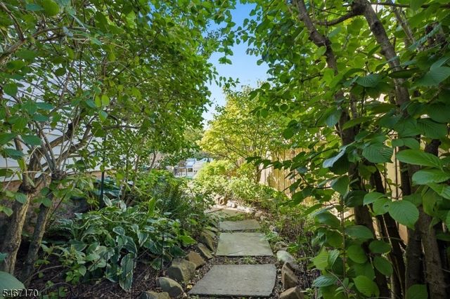 73 N Doughty Ave, Somerville Boro, NJ 08876