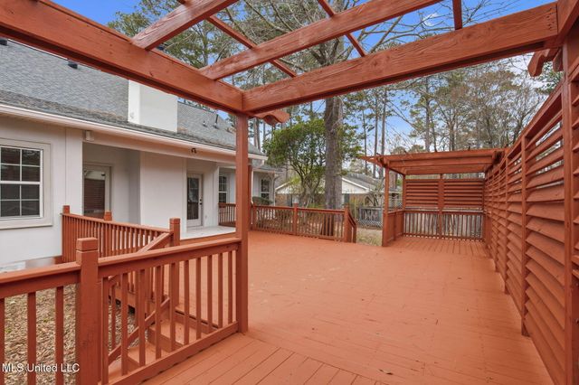 314 Fox Hollow, Canton, MS 39046