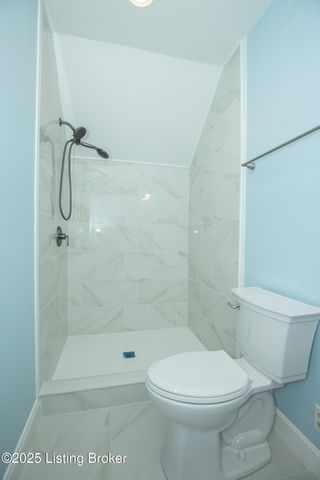 14504 Ash Grove Pl, Louisville, KY 40245