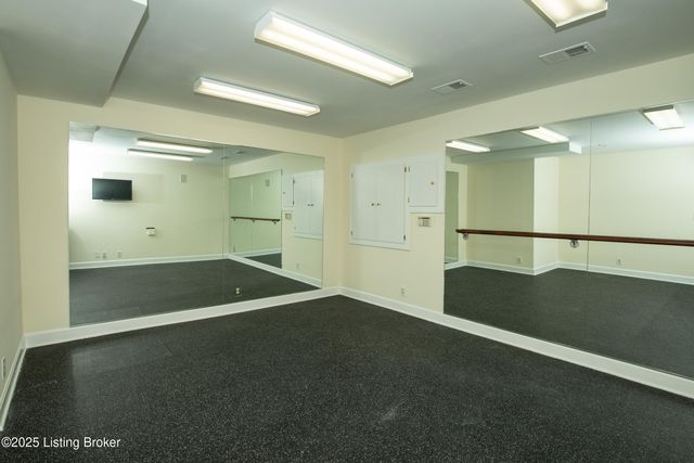 14504 Ash Grove Pl, Louisville, KY 40245