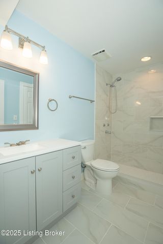 14504 Ash Grove Pl, Louisville, KY 40245