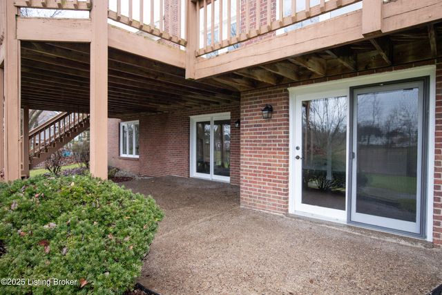 14504 Ash Grove Pl, Louisville, KY 40245