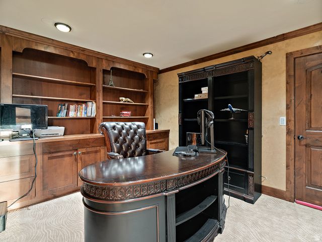 5758 S WASATCH BLVD, Holladay, UT 84121