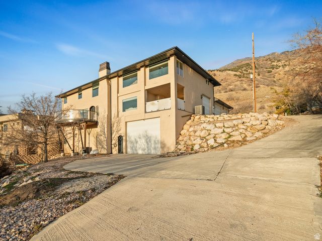 5758 S WASATCH BLVD, Holladay, UT 84121