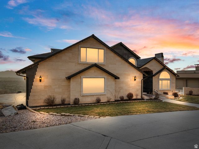 5758 S WASATCH BLVD, Holladay, UT 84121