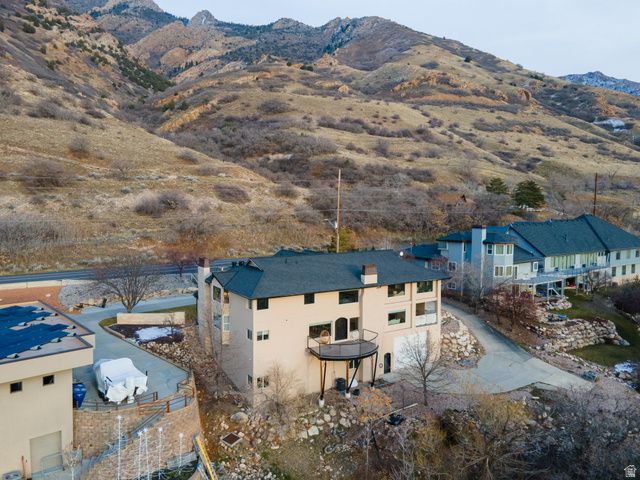 5758 S WASATCH BLVD, Holladay, UT 84121