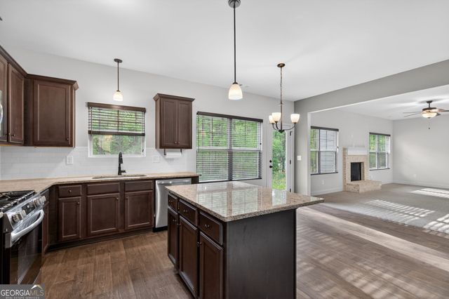 1180 Awenasa Drive, Villa Rica, GA 30180
