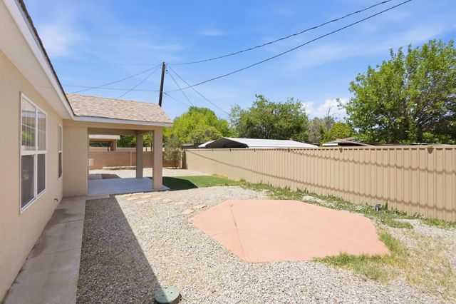 820 Theresa Drive, Belen, NM 87002
