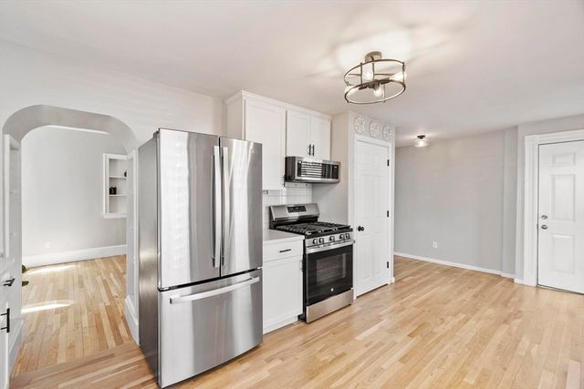 155 Maple St 1, Danvers, MA 01923