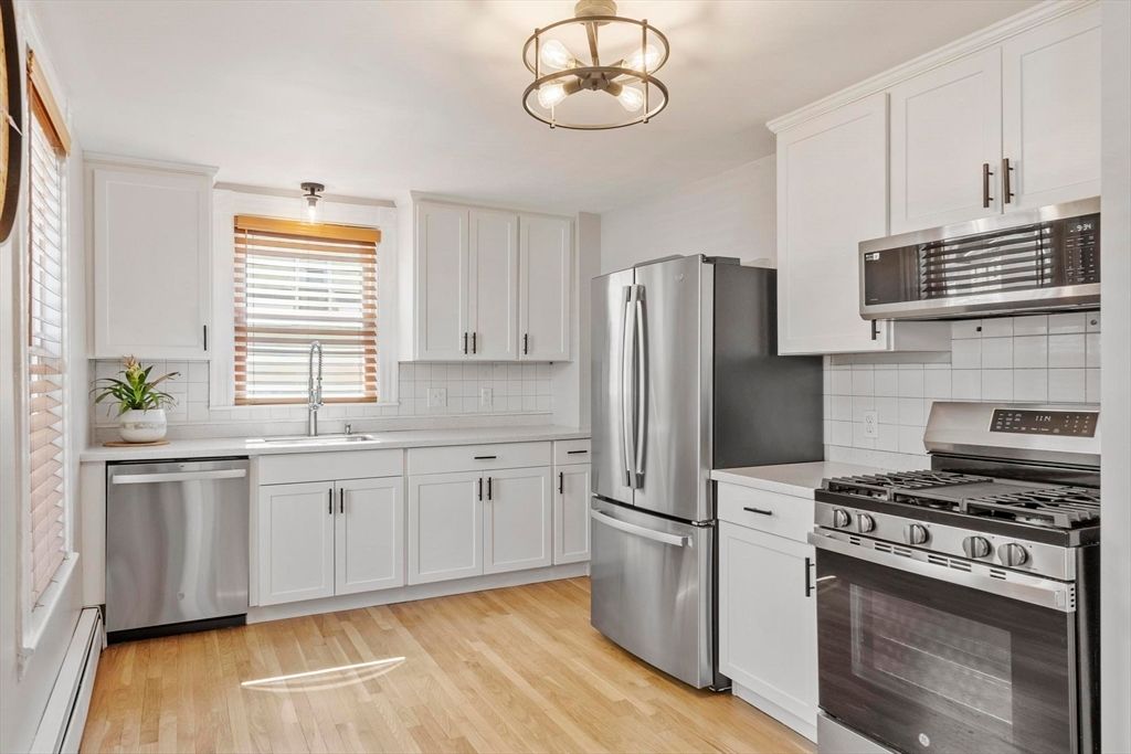 155 Maple St 1, Danvers, MA 01923