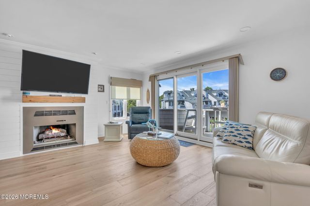 118 Ashley Avenue, Brielle, NJ 08730