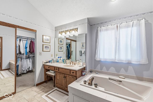 9053 Sargent Creek Drive, Indianapolis, IN 46256